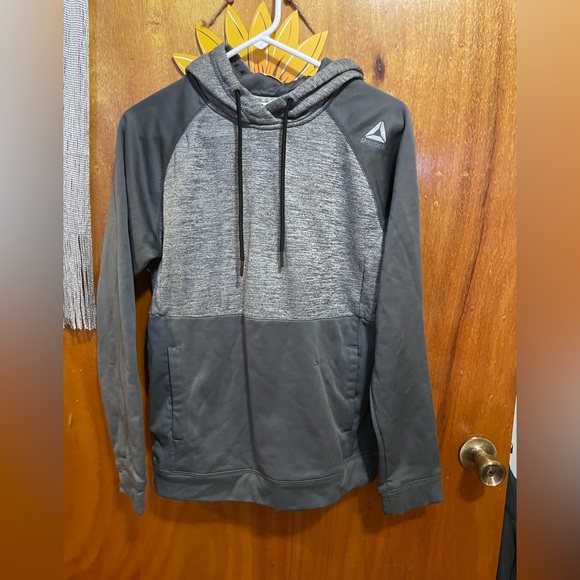 lots of clothes! all mostly size small/ medium - Picture 2 of 13